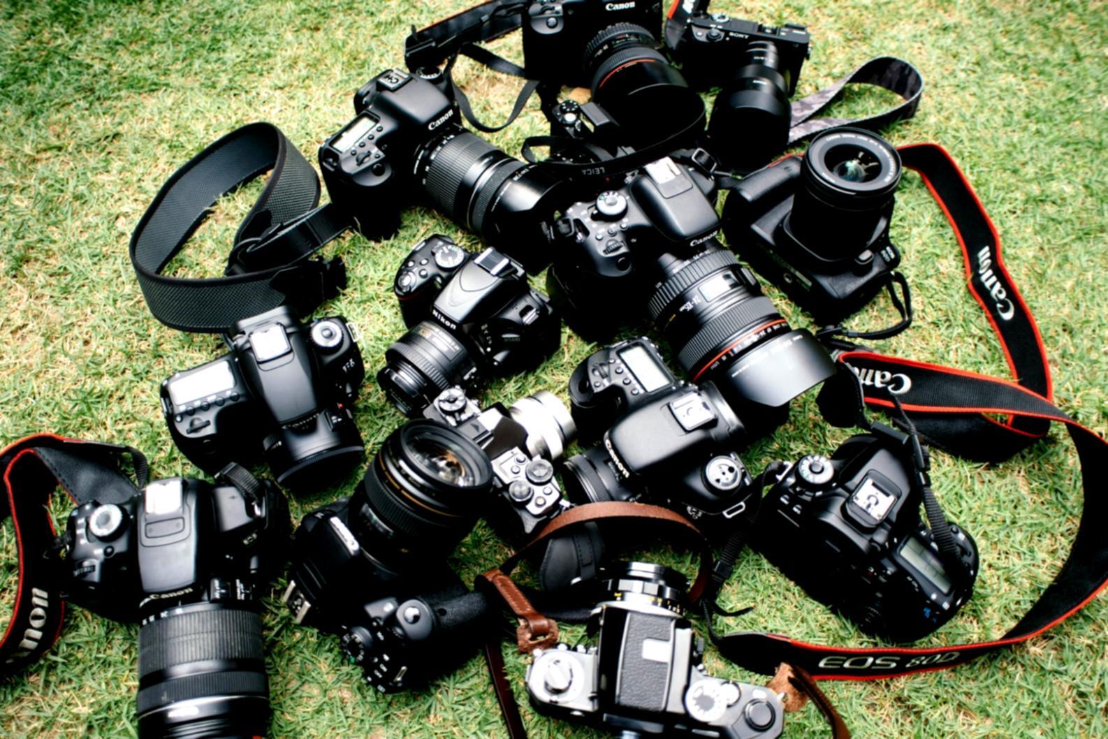 Fotógrafo profesional capturando la esencia creativa